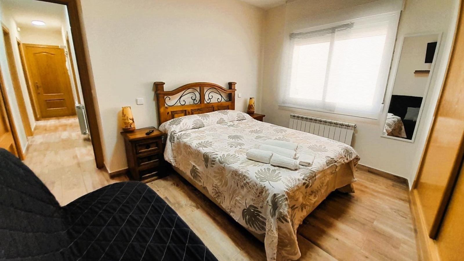La Casona Apartment Serranillos Екстериор снимка