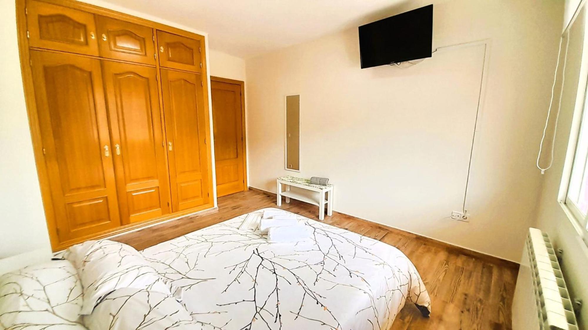La Casona Apartment Serranillos Екстериор снимка
