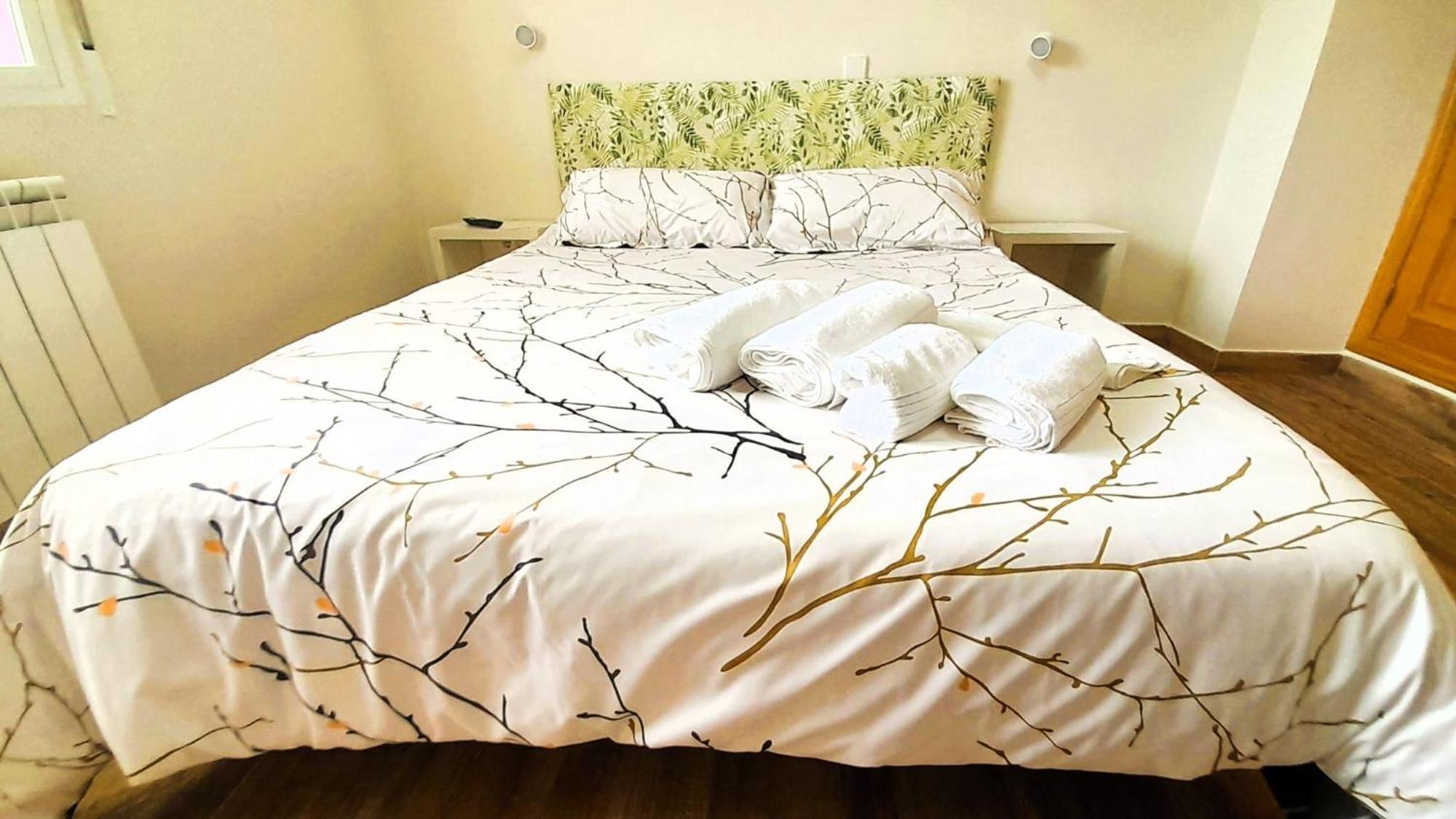 La Casona Apartment Serranillos Екстериор снимка